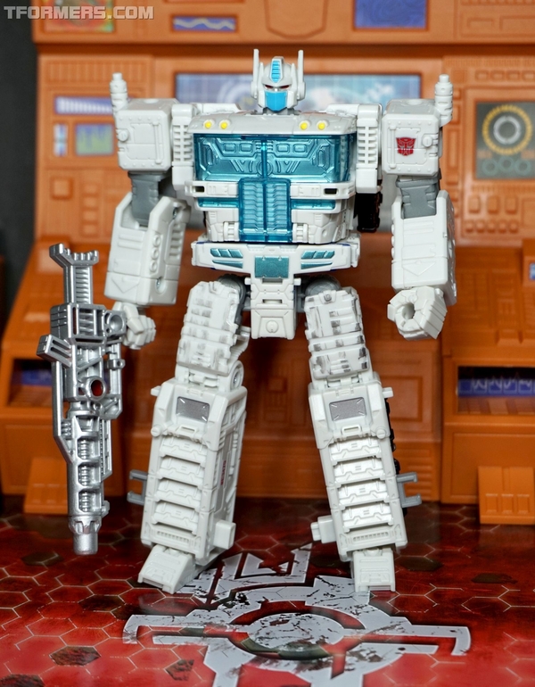 Review Siege Ultra Magnus Leader War For Cybetrtron  (61 of 93)